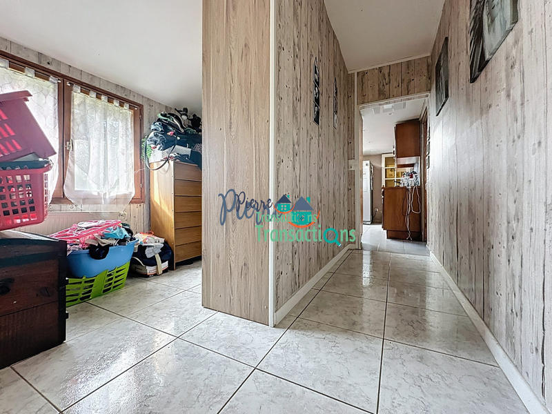 Maison traditionnelle - 171 m² - 7 pièces