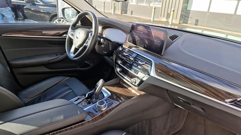Bmw Série 5 G30 Lci 530e Twinpower Turbo 292 Ch Bva8 Luxury