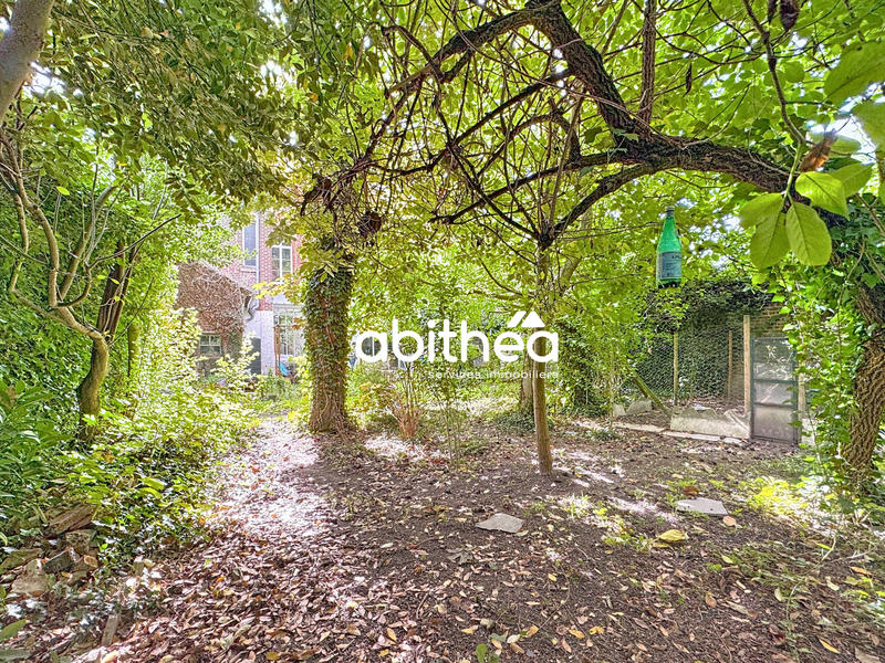 Maison - 226 m² - 8 pièces