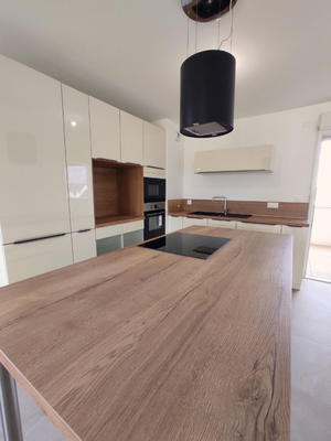 Appartement - 99 m² - 5 pièces