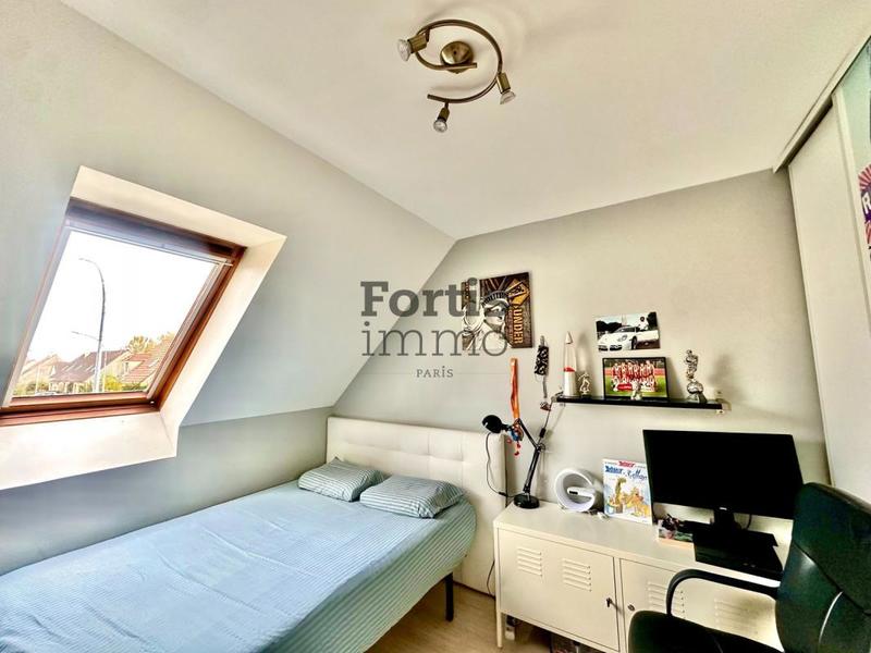 Maison - 105 m² - 5 pièces