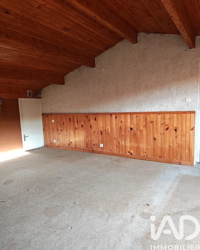 Maison - 190 m² - 11 pièces