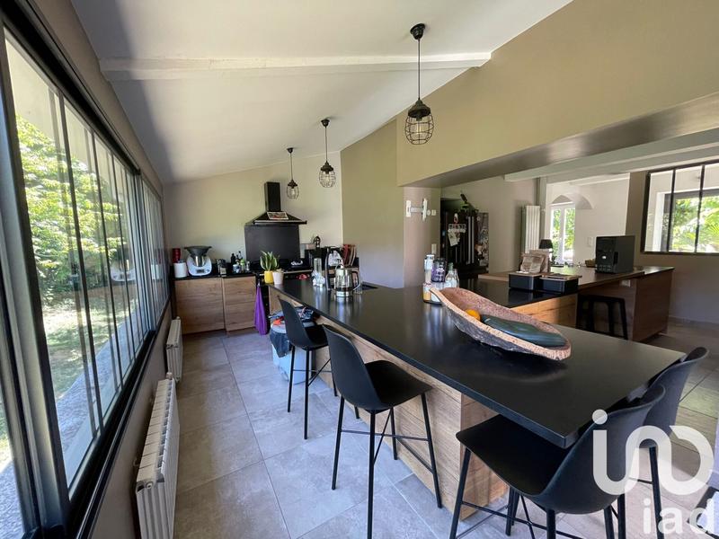 Maison - 258 m² - 6 pièces