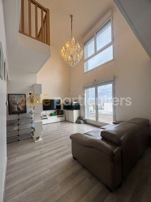 Appartement - 96 m² - 4 pièces