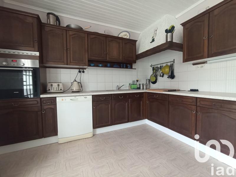 Maison - 250 m² - 10 pièces