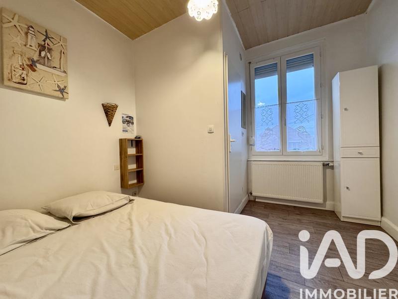 Maison - 102 m² - 8 pièces