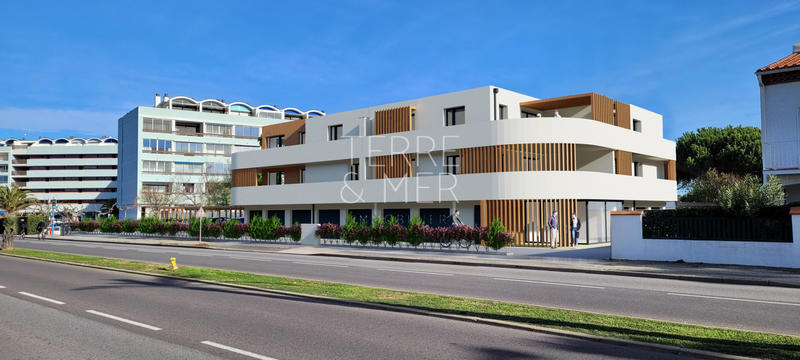 Appartement - 93 m² - 4 pièces