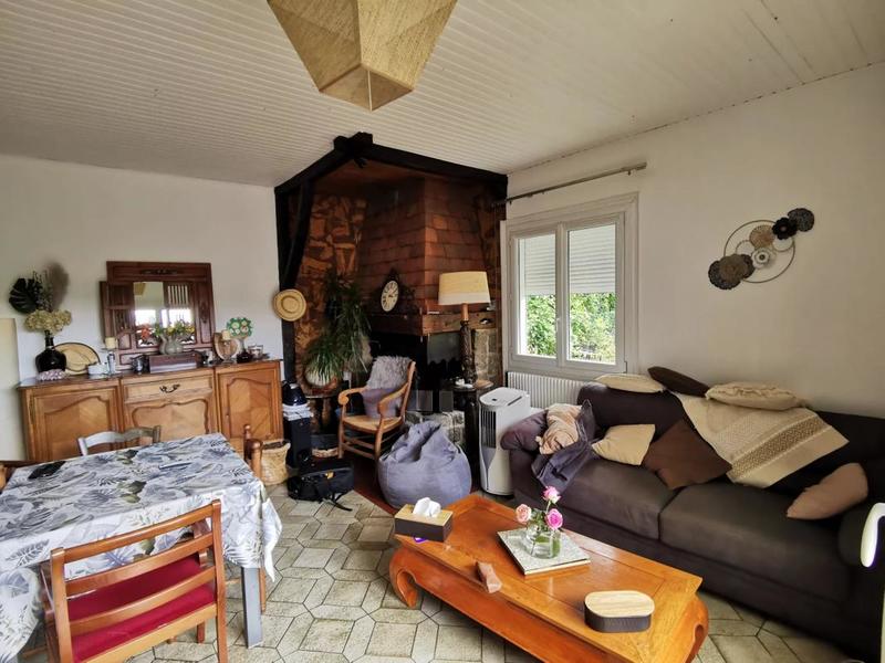 Maison - 80 m² - 5 pièces