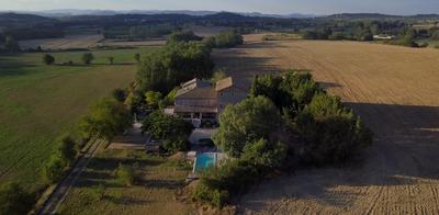 Mas - 486 m² - 19 pièces