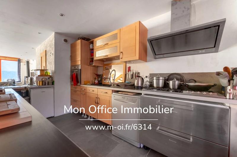 Appartement - 164 m² - 7 pièces