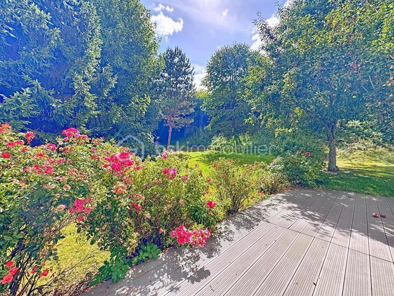 Maison traditionnelle - 149 m² - 5 pièces