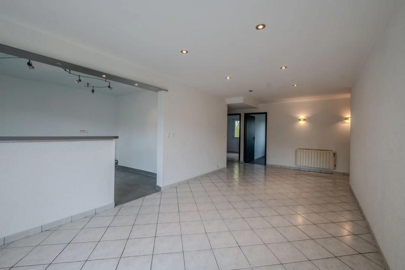 Appartement - 84 m² - 4 pièces