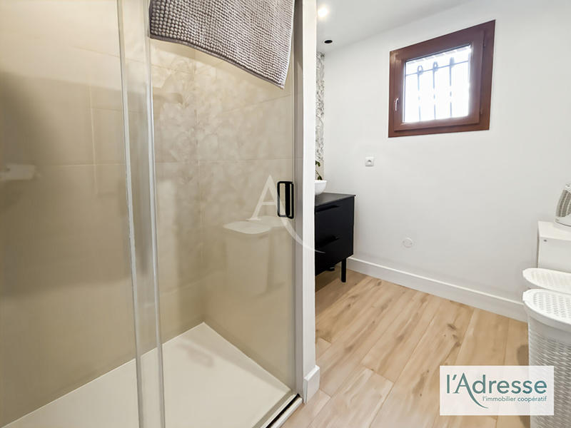 Maison - 90 m² - 3 pièces