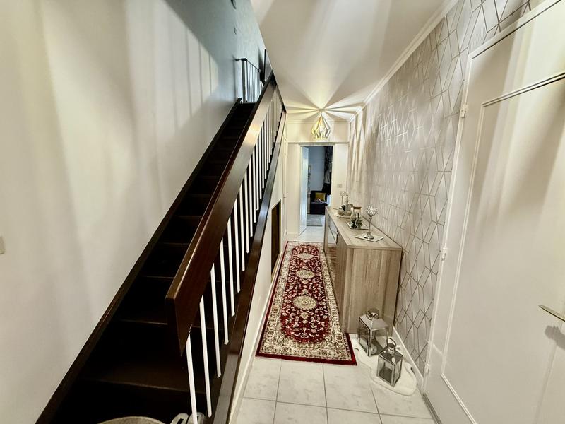 Maison - 97 m² - 5 pièces