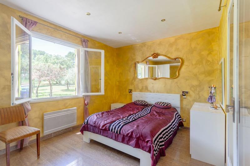 Mas - 130 m² - 5 pièces