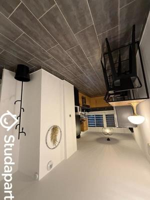 Chambre - 12 m² - 1 pièce