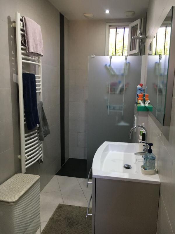 Maison - 92 m² - 6 pièces