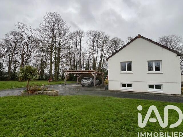 Maison - 210 m² - 8 pièces