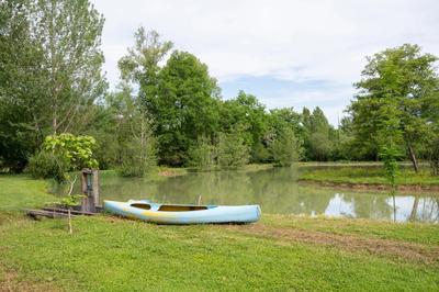 Maison - 750 m² - 16 pièces