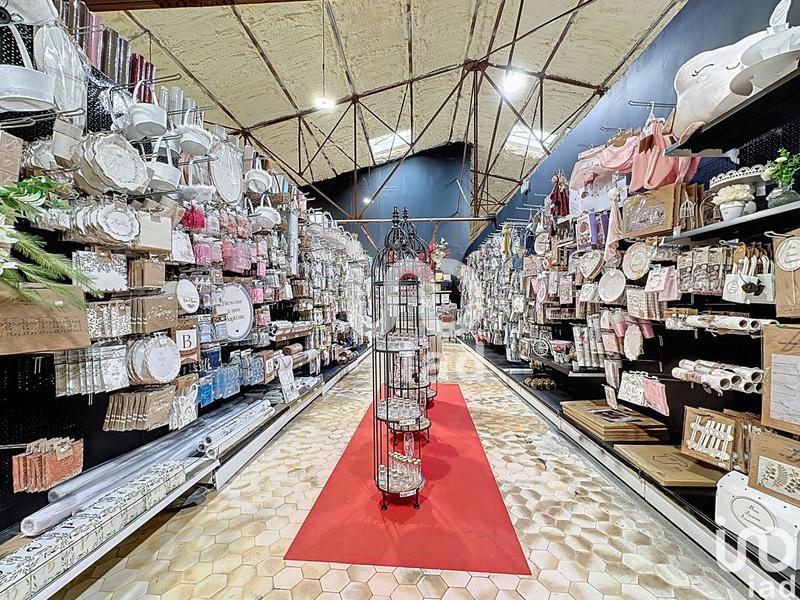 Local commercial - 1 000 m²