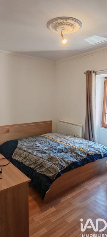 Appartement - 80 m² - 6 pièces