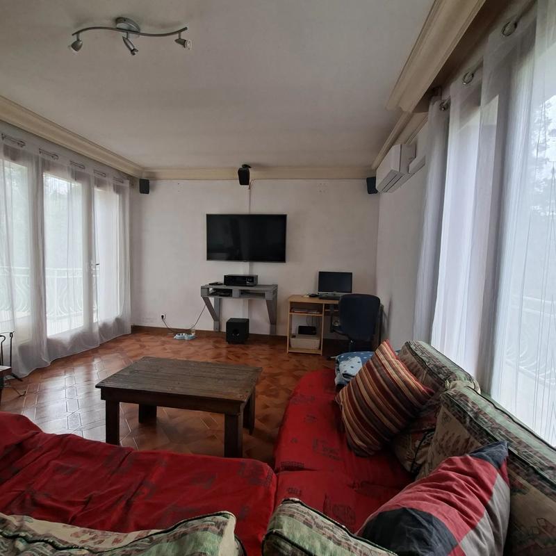 Maison - 266 m² - 5 pièces