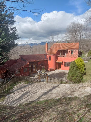 Maison - 275 m² - 9 pièces