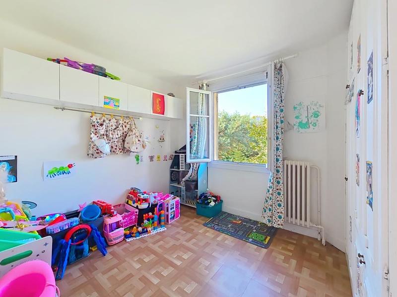 Maison - 80 m² - 5 pièces