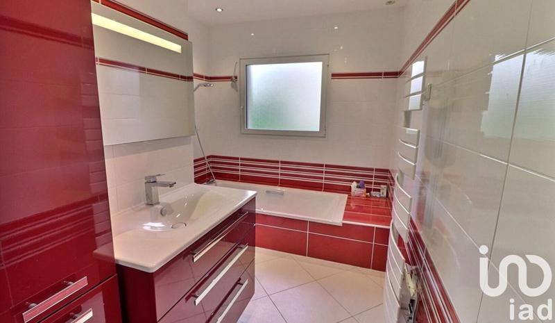 Maison - 190 m² - 7 pièces