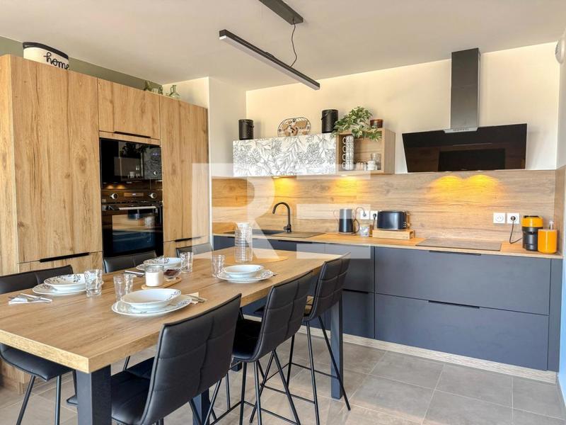 Appartement - 60 m² - 3 pièces