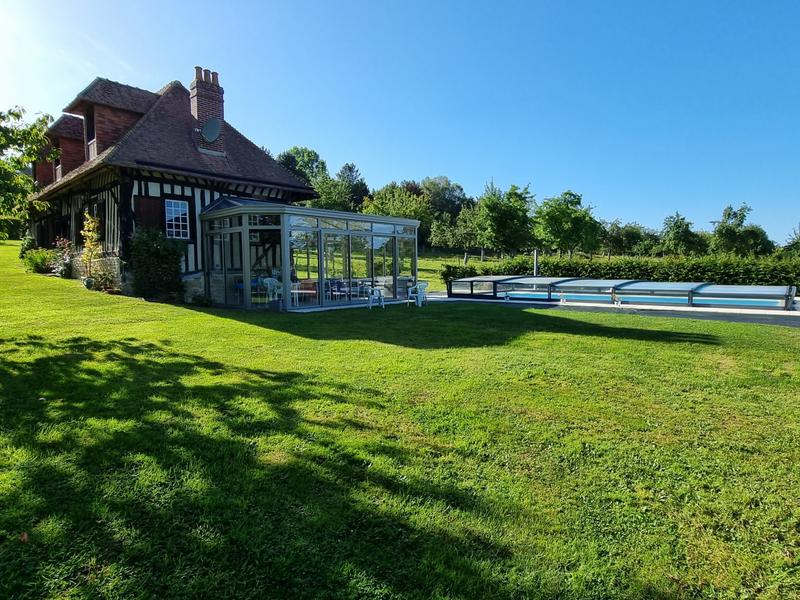 Maison ancienne - 400 m² - 13 pièces