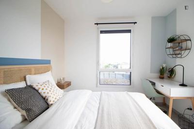 Chambre - 11 m² - 5 pièces