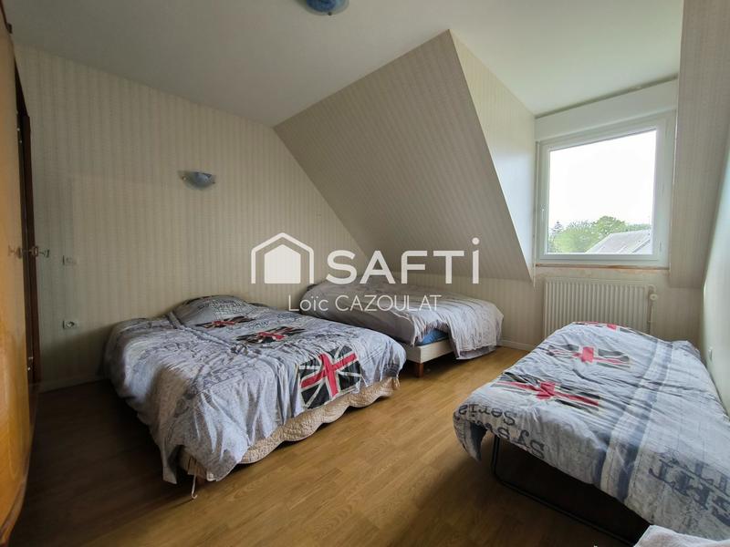 Maison - 165 m² - 8 pièces