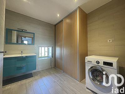 Maison - 207 m² - 11 pièces