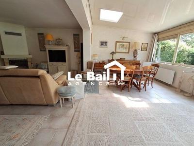 Maison - 128 m² - 7 pièces