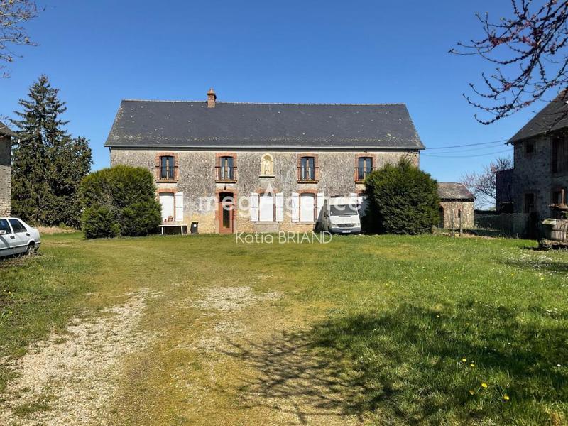 Maison - 204 m² - 8 pièces