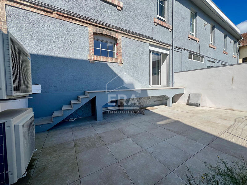 Appartement - 216 m² - 4 pièces