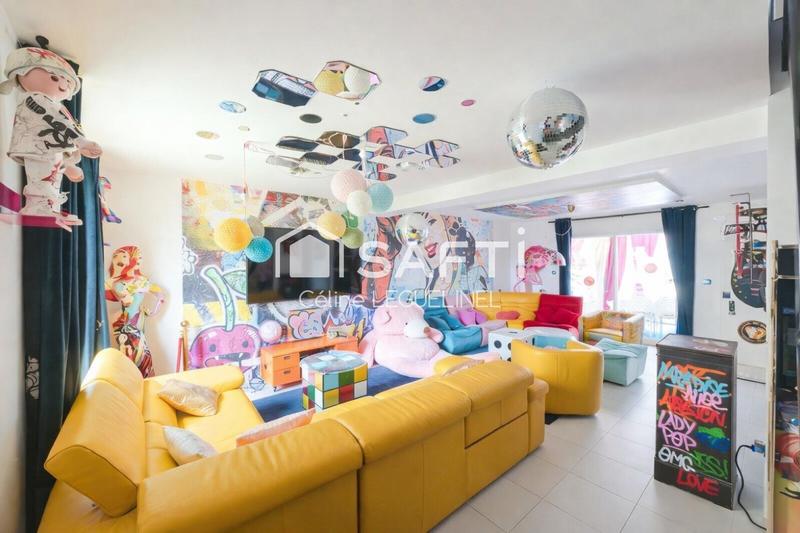 Maison - 151 m² - 7 pièces