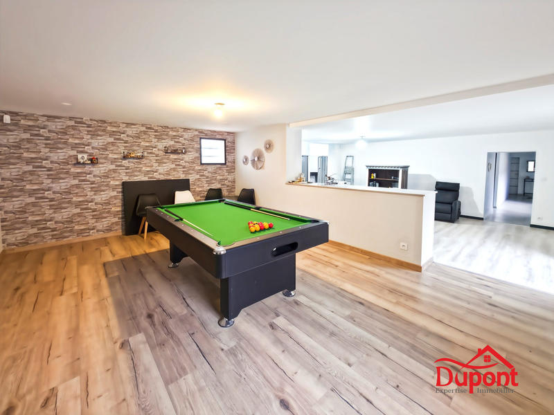 Maison - 297 m² - 10 pièces