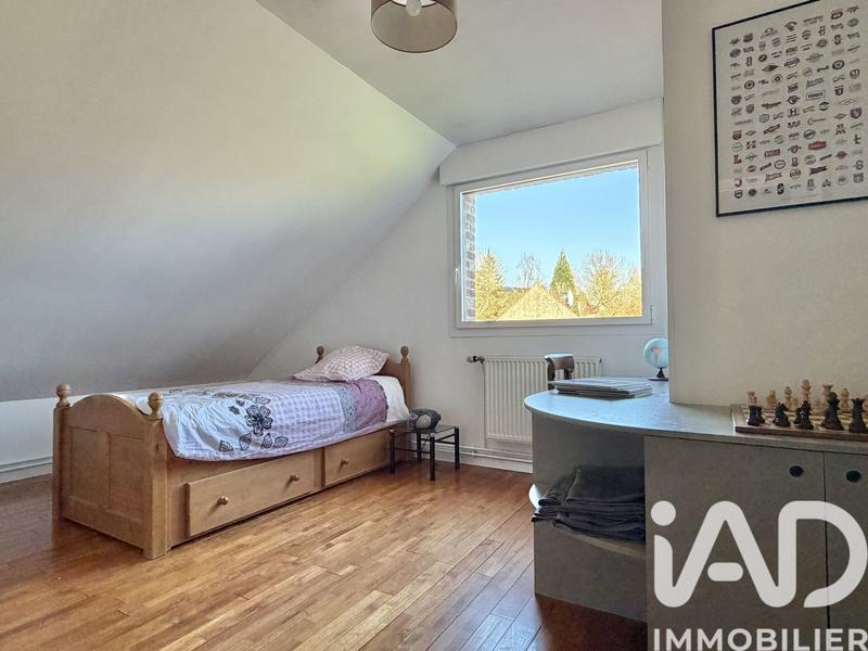 Maison - 184 m² - 8 pièces