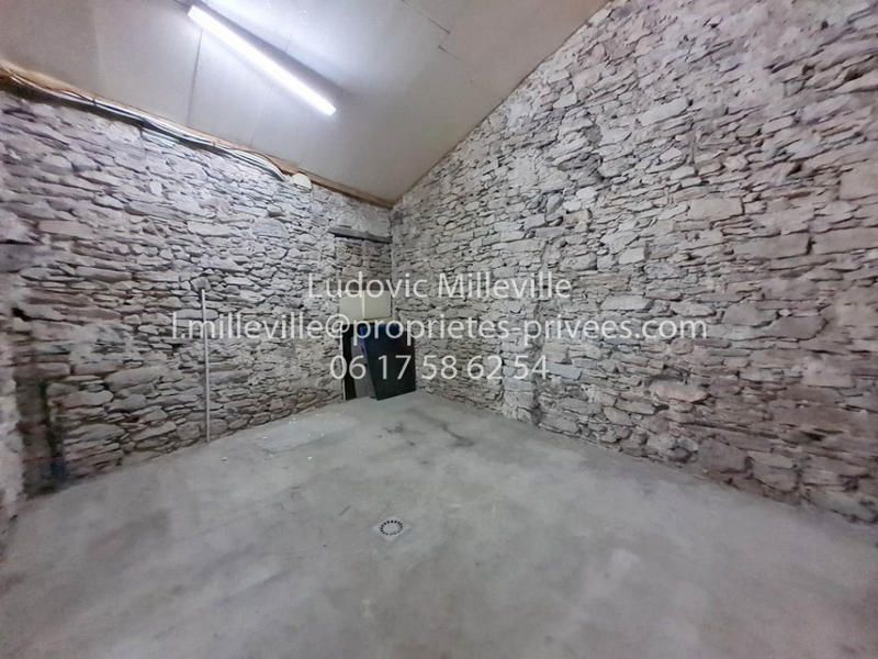 Grange - 182 m² - 4 pièces