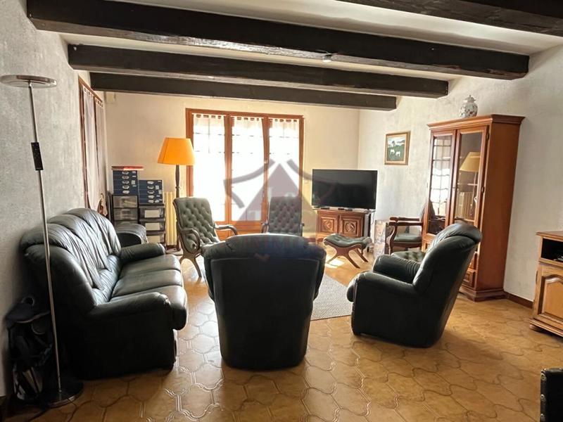 Maison - 151 m² - 7 pièces