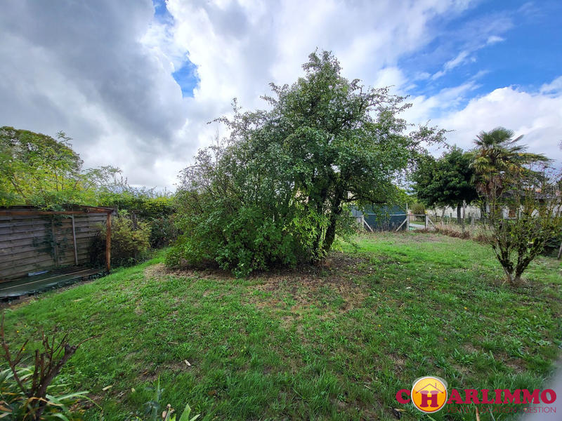 Appartement - 94 m² - 6 pièces