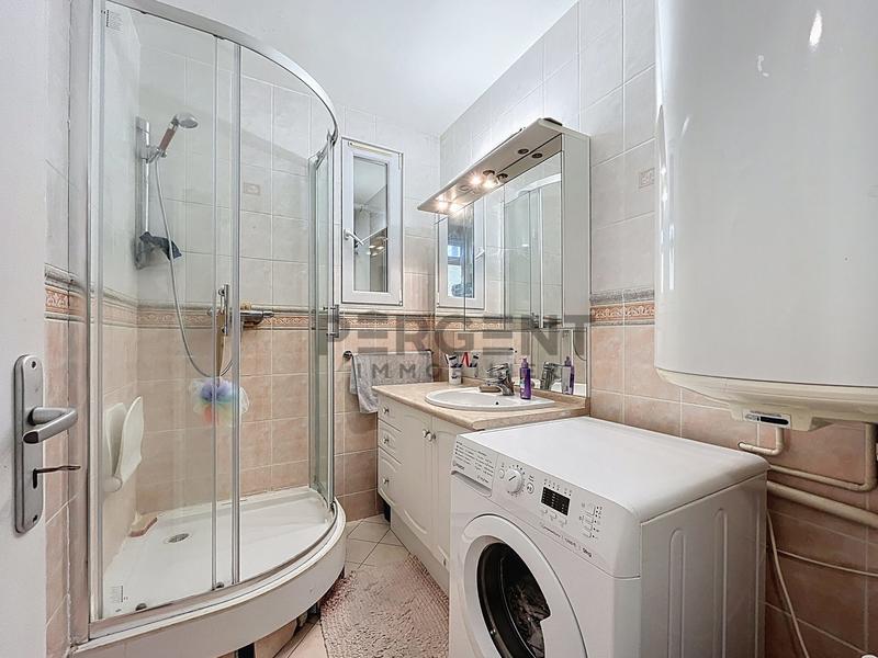 Appartement - 76 m² - 4 pièces