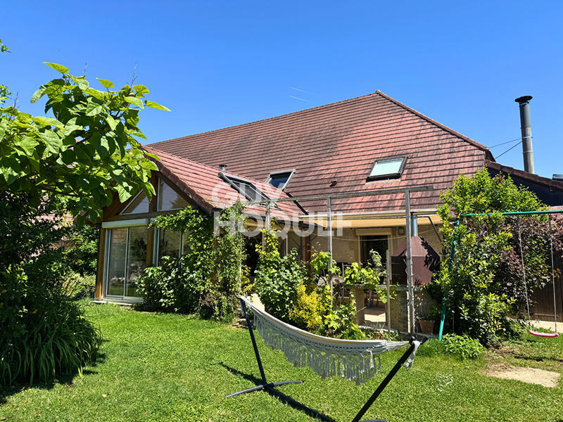 Maison - 514 m² - 15 pièces