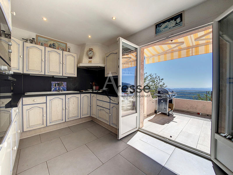 Villa - 120 m² - 5 pièces