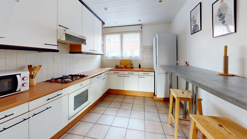 Appartement - 108 m² - 5 pièces