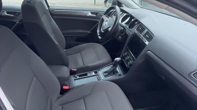 Volkswagen Golf 136.0 E-