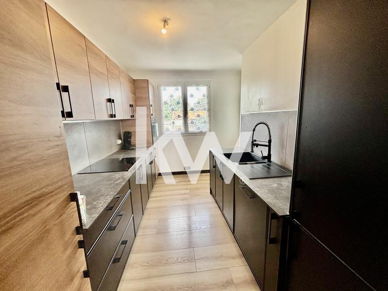 Appartement - 96 m² - 4 pièces