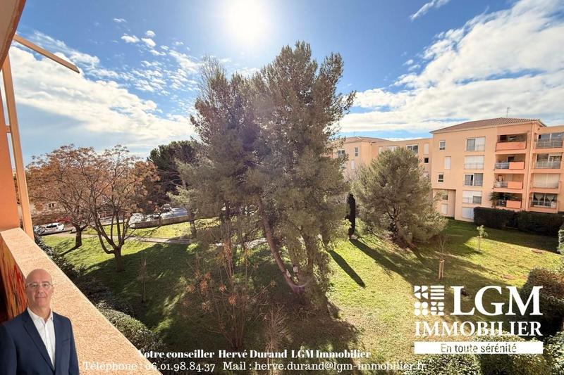 Appartement - 80 m² - 4 pièces